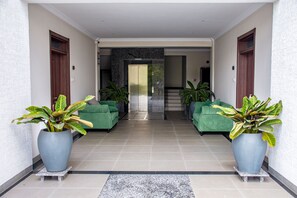 Interior - Beautiful apartments with unobstructed golf course views. (Kigali)