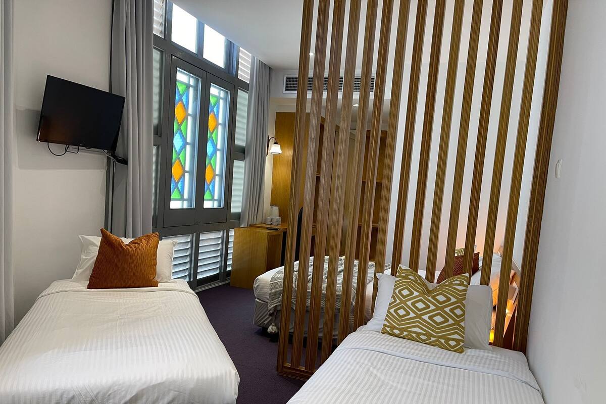 Family Quadruple Room | Iron/ironing board, WiFi (free), bed sheets