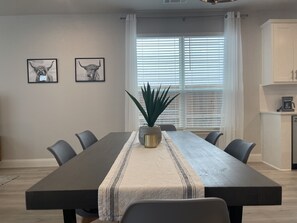 Dineren