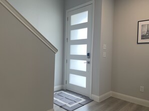 Interior - Cheerful, Clean and Classy Townhome (Fort Worth)