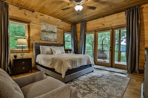 3 bedrooms, iron/ironing board, free WiFi, bed sheets - Happy Hideaway | Mineral Bluff, Ga (Mineral Bluff)