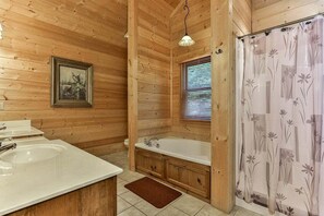 Shower, hair dryer, towels - River Retreat | Ellijay, GA (Ellijay)