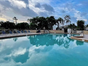 Outdoor pool - Newly Furnished & Remodeled Gulf Coast condo close to shopping beaches & airport (Fort Myers)