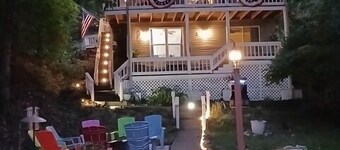 Spend Easter on the lake at Eagles Nest Chalet! 