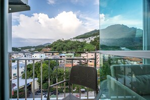 Studio Ville, vue montagne | Balcon