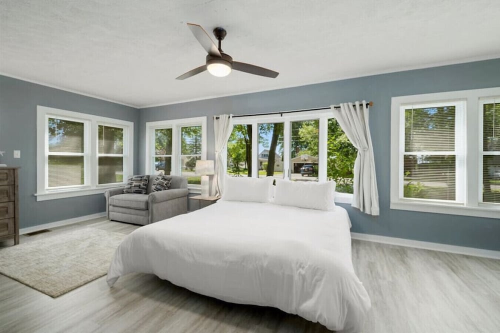 The Brew Bungalow-Oneida Lakeside Getaway (Verona)