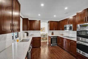 Fridge, microwave, oven, stovetop - Designer Home - Private Pool & BBQ - 1.5mi to Beach (Fort Lauderdale)