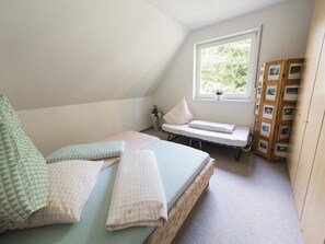 2 chambres, fer et planche à repasser, accès au Wi-Fi (inclus)