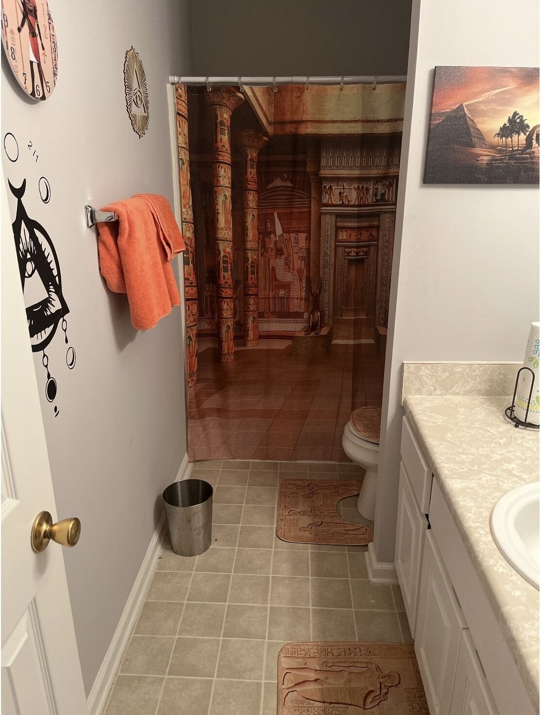 New Cozy home with different vibes in every room. 