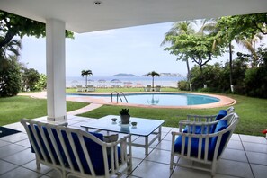 Alberca al aire libre 