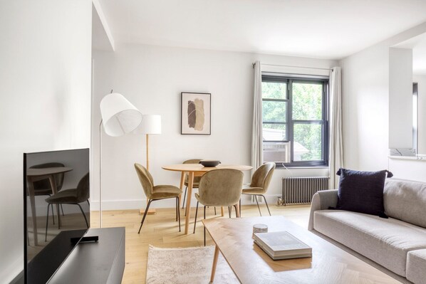 テレビ、ステレオ