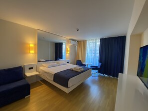 1 bedroom, WiFi, bed sheets - საუკეთესო აპარტამენტი ზღვასთან ყველაზე ახლოს (Batumi)