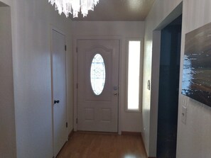 House, Private Bathroom (Jacob's Well) | Lounge - Jacob's Well (Redding)