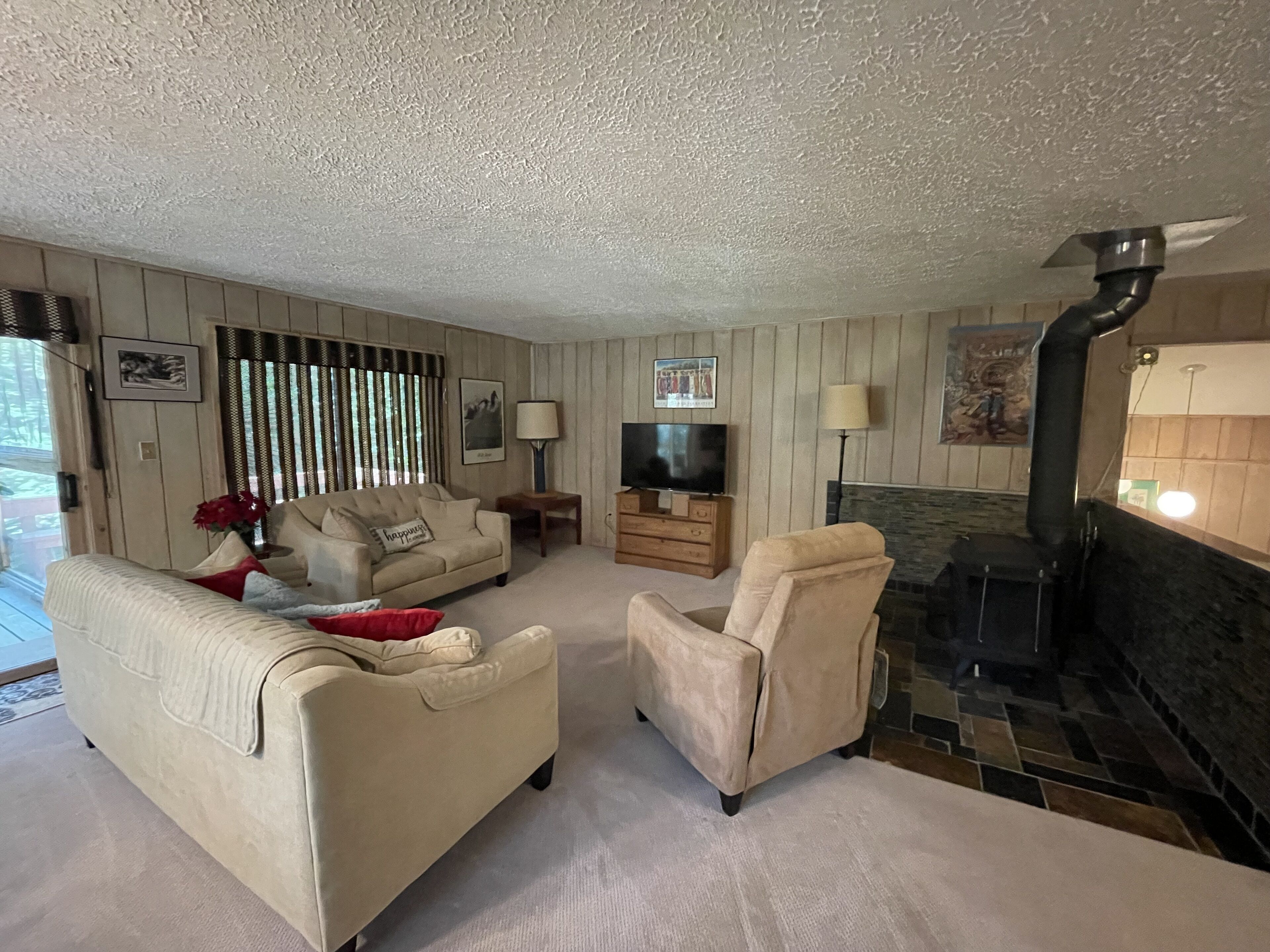 Cheerful 4-bedroom chalet close to Ski slopes