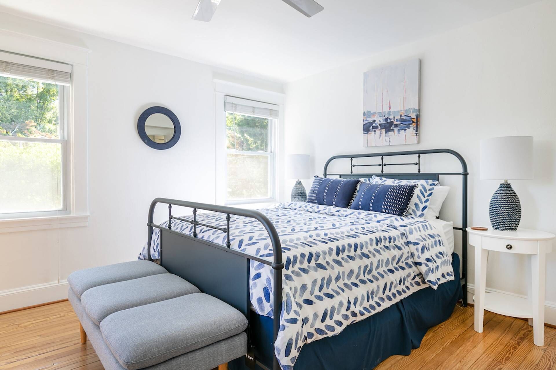Stay in USNA-themed dog-friendly home steps from Navy Stadium