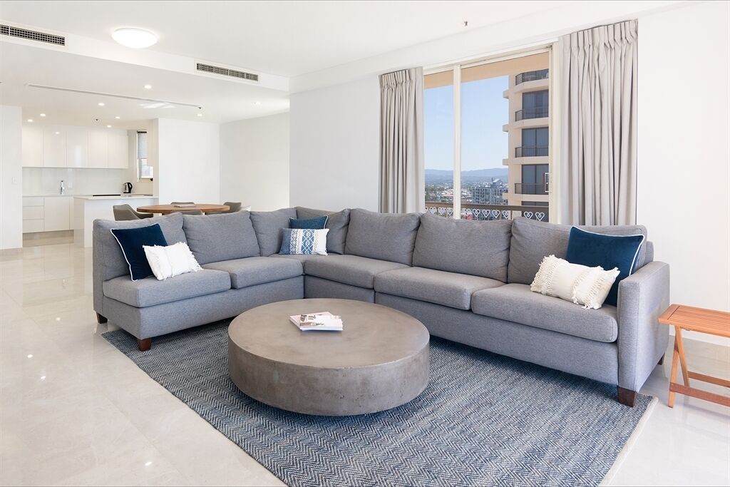 Great ocean views, walk across the road to the famous Surfers Paradise beach, full size tennis court