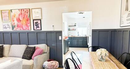 Hold My Halo Hideaway- Downtown Walk to Bars, Restaurants, Concerts, & Shopping!