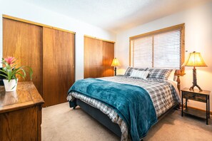 2 bedrooms, iron/ironing board, travel crib, free WiFi