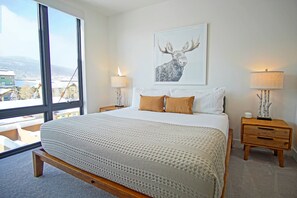 4 chambres, fer et planche à repasser, Wi-Fi, draps fournis