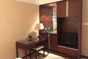 Unclassified image, 2 of 85, button - Xin Shun Hotel (Hongya)