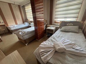 Comfort-Dreibettzimmer