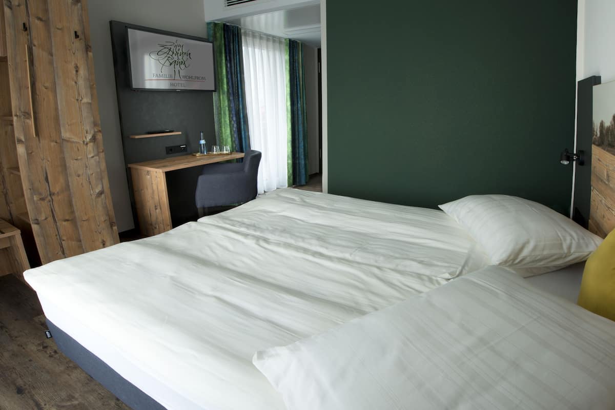Business Single Room | Desk, laptop workspace, free WiFi, bed sheets