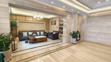 ロビーラウンジ