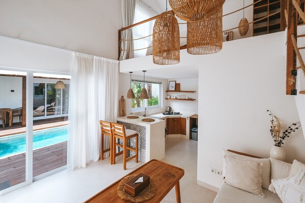 Villa, 2 Bedrooms | Living room | 43-inch Smart TV with cable channels, TV