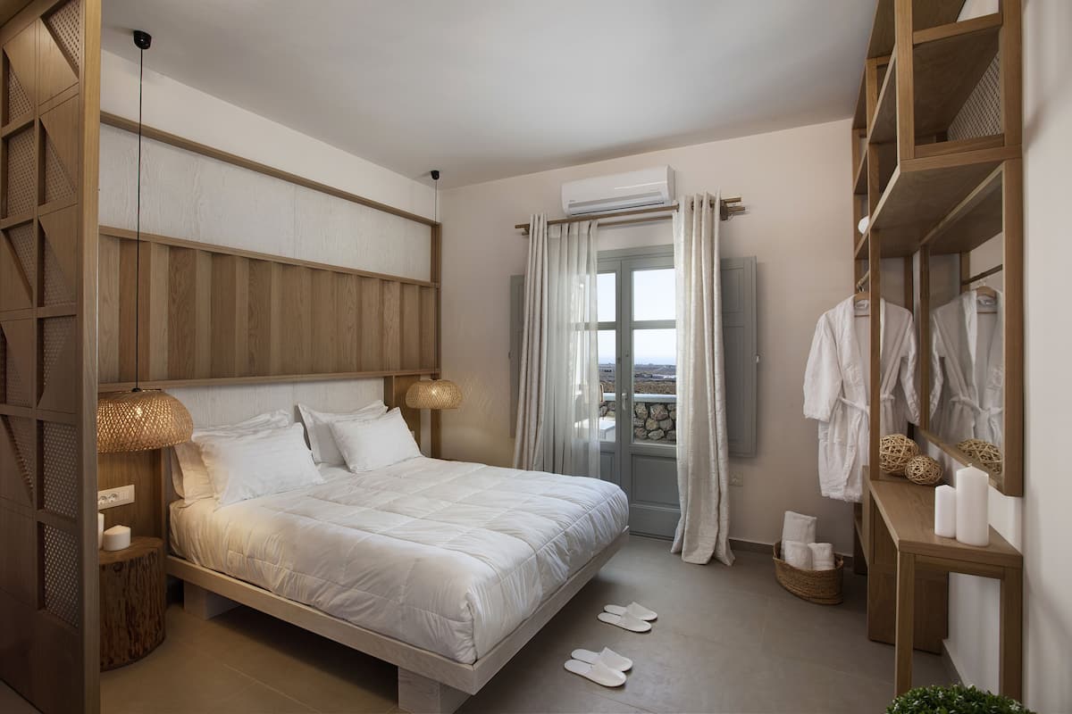 Design Villa | 1 bedroom, in-room safe, soundproofing, iron/ironing board