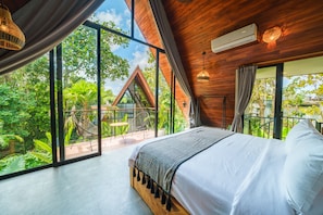 Superior Villa | Bathroom