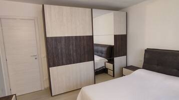 2 chambres, Wi-Fi gratuit, draps fournis