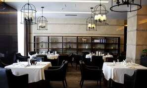 Dining - Haishanghai Hotel (Xingcheng)