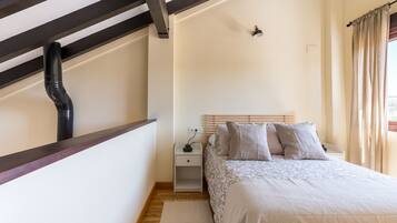 Down duvets, individually decorated, individually furnished, free WiFi