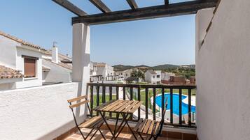 House, 1 Bedroom, Garden View | Terrace/patio