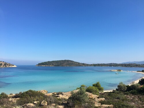Beautiful apartment in front of an amazing sea!