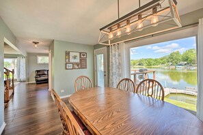 Dining - Lakefront Oasis w/ Boat Dock, Fire Pit, Grill (Bristol)