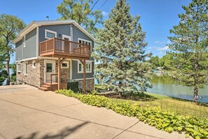 Exterior - Lakefront Oasis w/ Boat Dock, Fire Pit, Grill (Bristol)