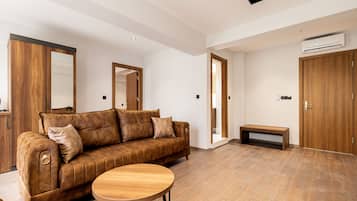 Habitación superior | Insonorización, wifi gratis y ropa de cama