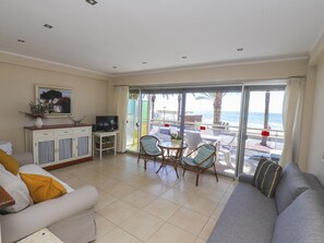 TV - DIFFERENTFLATS MORSA (Salou)