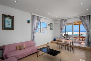 Living area - Stegna Sunrise Suite Sleeps 4 Pool (Rhodes)