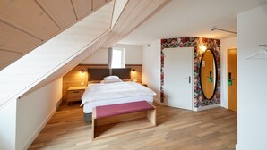 Superior Double Room | Hypo-allergenic bedding available, down comforters, minibar