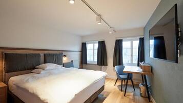 Standard-Doppelzimmer | Allergikerbettwaren, Daunenbettdecken, Minibar, Zimmersafe