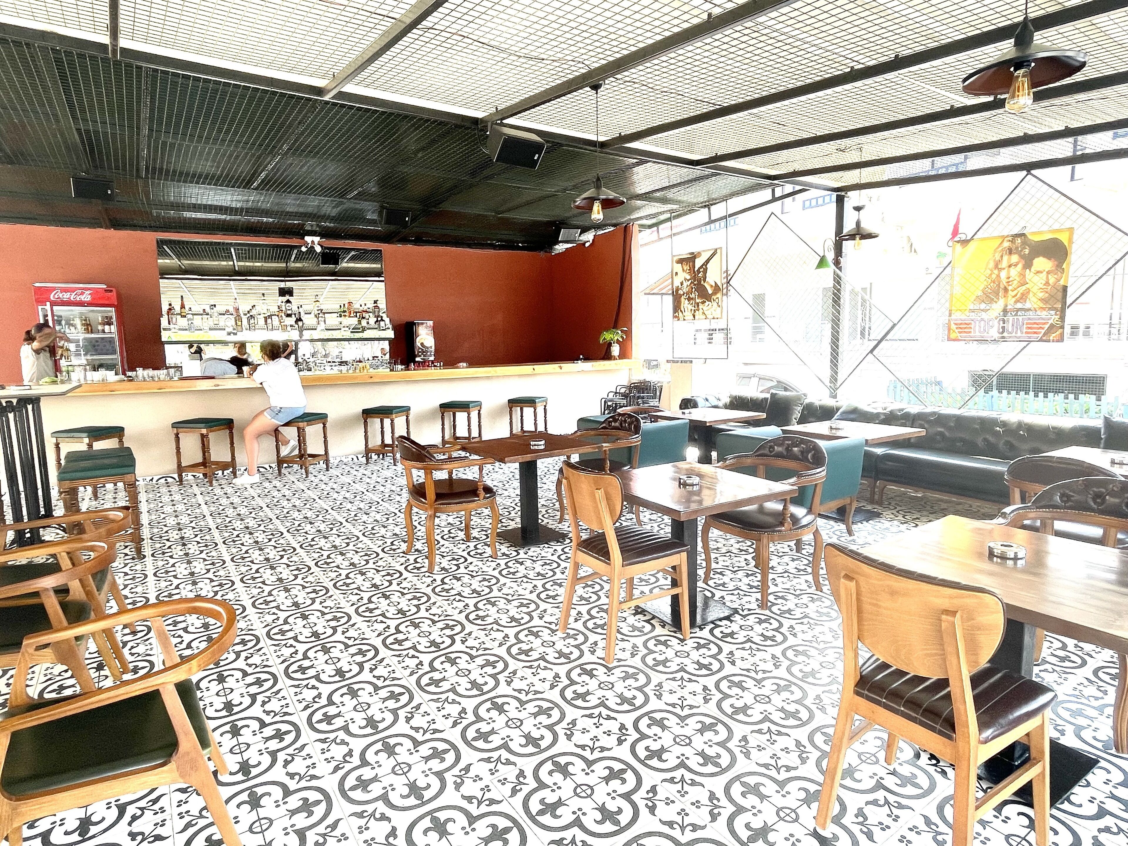 Bar (di hartanah)