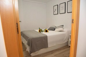6 Schlafzimmer, Bügeleisen/Bügelbrett, Reisekinderbett, kostenloses WLAN