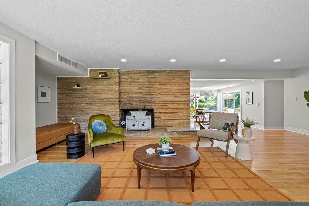 The Cherry On Top - Perfectly located remodeled home on 1 acre!