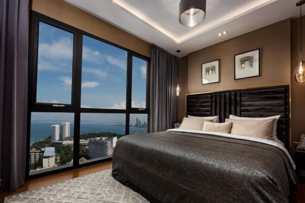 1 bedroom, minibar, in-room safe, individually furnished