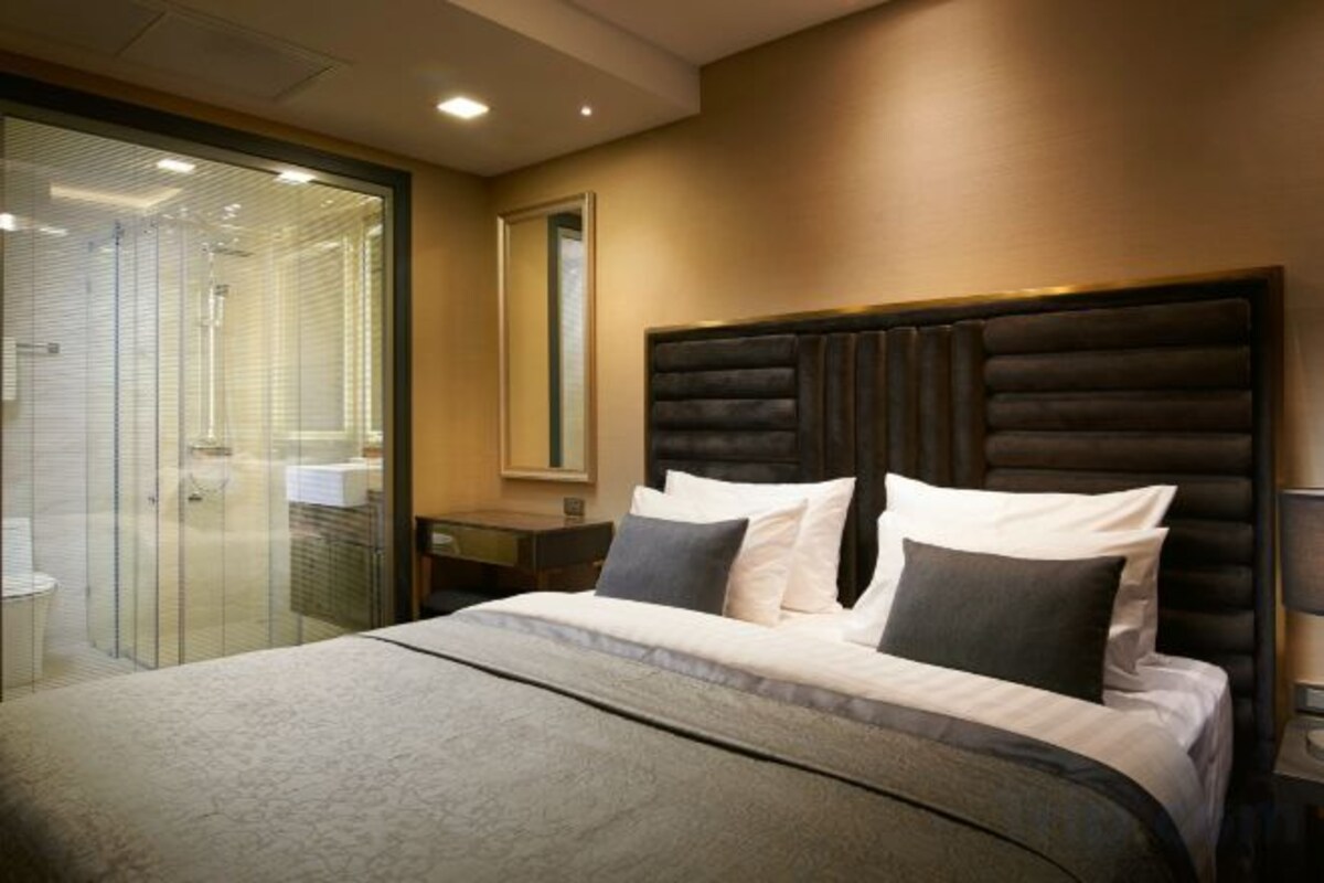 Minibar, in-room safe, blackout curtains, soundproofing