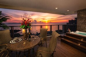 Grande Deluxe 2 bedroom Seaview suite | Balkon