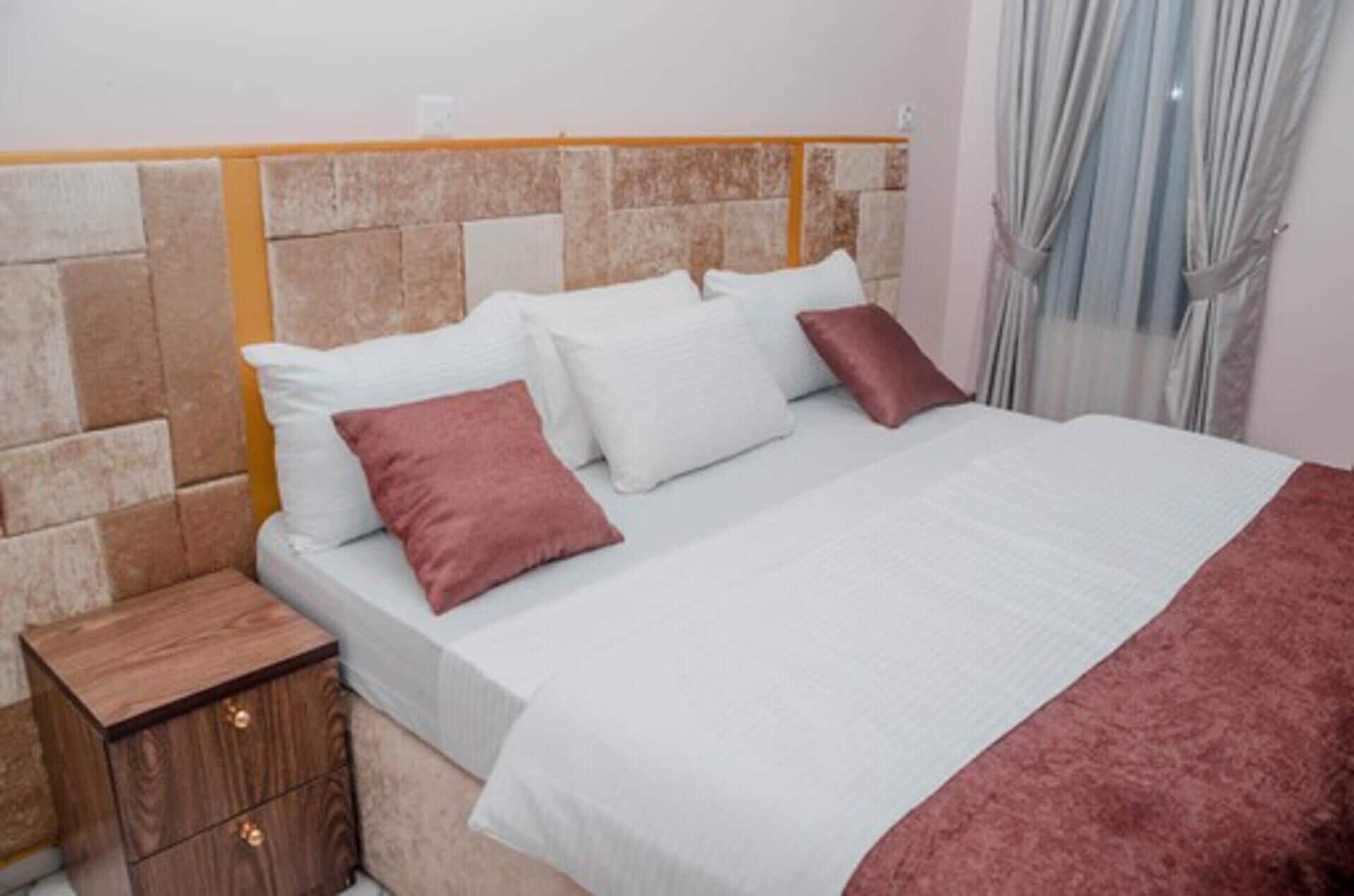 House | 3 bedrooms, iron/ironing board, free WiFi, bed sheets