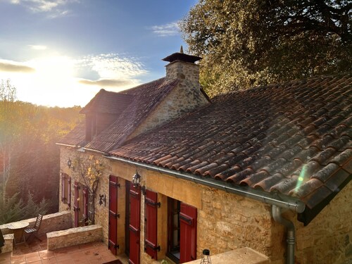 Charming, peaceful estate with private, heated, covered swimming pool.